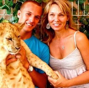 Meet your Posher, Patrice